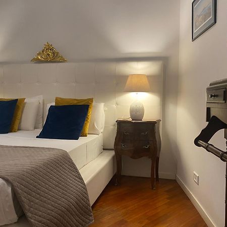 Realpartenope B&B 284 Naples Extérieur photo
